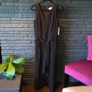 Tahari Arthur S. Levine black jumpsuit NWT 10